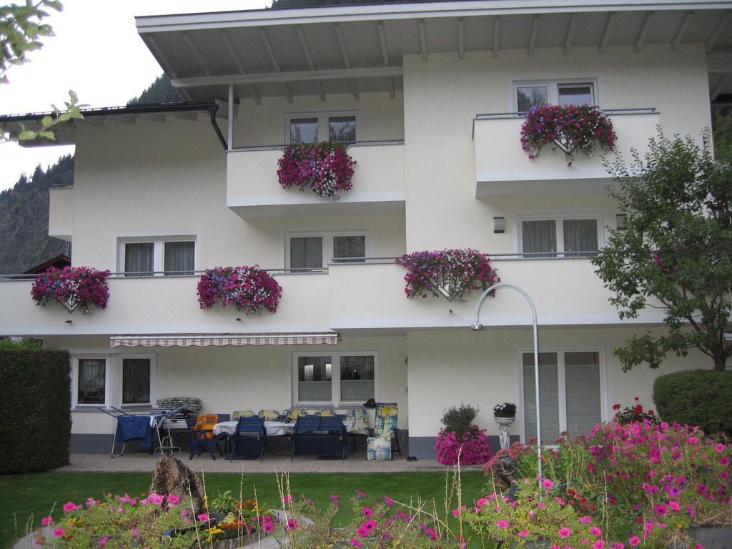 Gästehaus Mrak Längenfeld Exterior foto